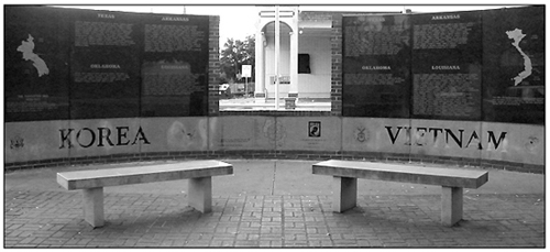 korean/vietnam memorial